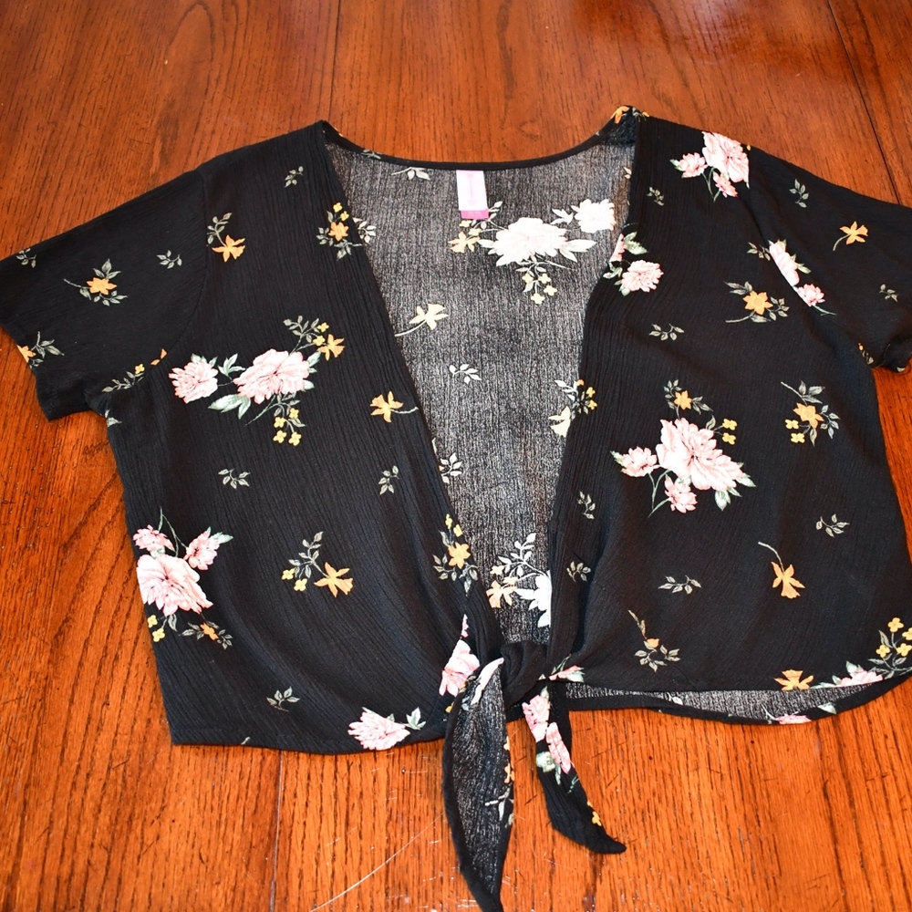 3 for 1 deal!!! No Bo Tank Top Covers size XL